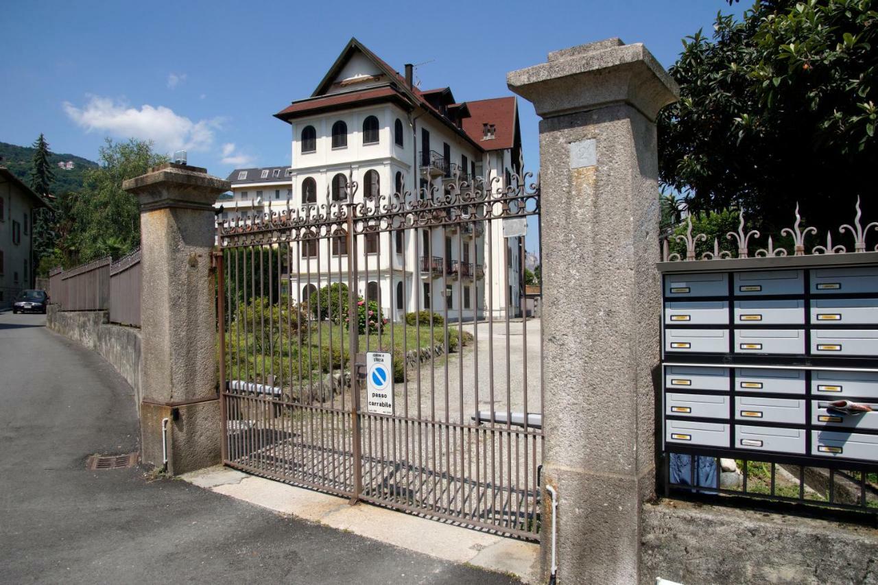 La Pineta Lägenhet Stresa Exteriör bild