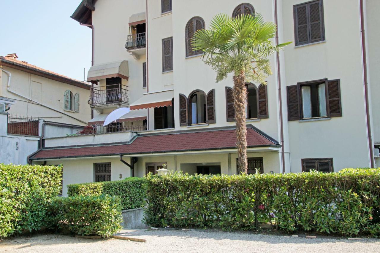 La Pineta Lägenhet Stresa Exteriör bild